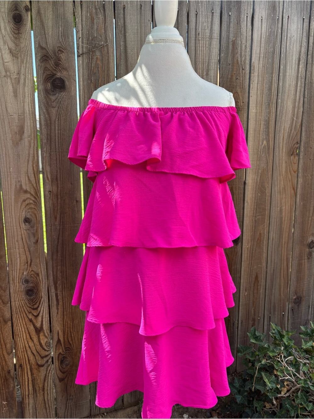 Gibson Hot Pink Off Shoulder Ruffle Dress Size Small Petite
